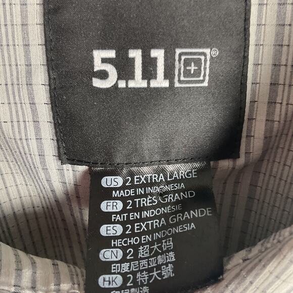 511 Plus Mens Button Up Collared Shirt Grey Plaid with Pockets 2XL lightweight - Picture 5 of 10